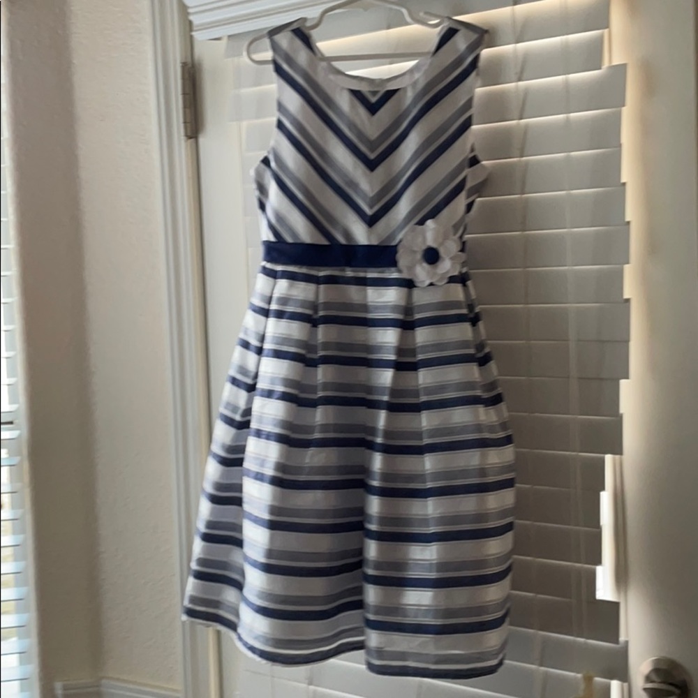Beautiful little girls dress
